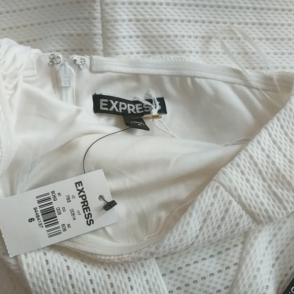 Express Dress - Picture 2 of 3